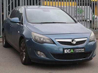 Used Vauxhall Astra Elite 2014 Blue Hatchback