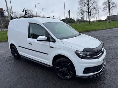 Begagnad VW Caddy Startline 102 HK (75 kW) 2019 Vit Minibuss