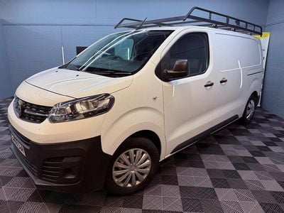 Used Vauxhall Vivaro Edition 100 HP (73 kW) 2019 White MPV