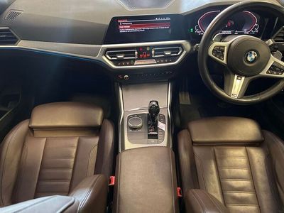 BMW 330e