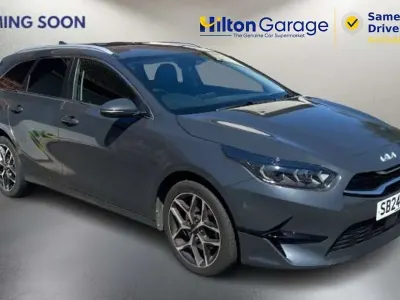 Used Kia Ceed 138 HP (101 kW) 2024 Grey Hatchback