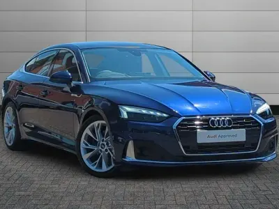 Used Audi A5 Sportback Sport 148 HP (108 kW) 2024 Navarra blue Hatchback