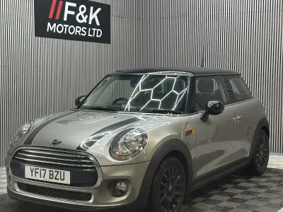 Usado Mini Cooper Hatch 2017 Prateado Citadino
