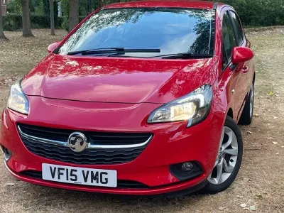 Used Vauxhall Corsa Excite 70 HP (51 kW) 2015 Red Hatchback