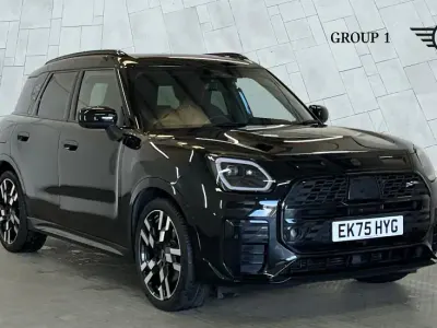 Używany Mini Countryman Sport 218 KM (160 kW) 2025 Czarny SUV