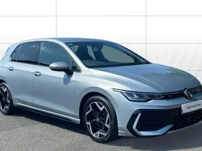 Used VW Golf VIII R-line 150 HP (110 kW) 2025 Silver Hatchback