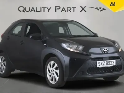 Used Toyota Aygo X PURE 72 HP (52 kW) 2023 Black SUV