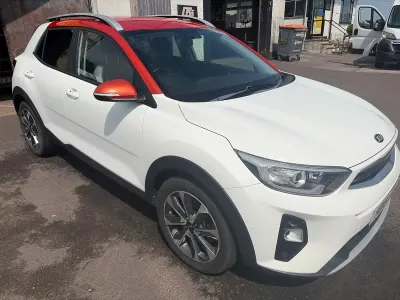 Used Kia Stonic 2019 White SUV