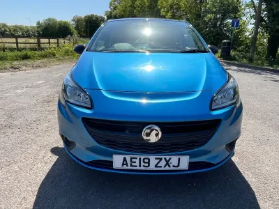 Second-hand Vauxhall Corsa 75 CP (55 kW) 2019 Albastru Hatchback