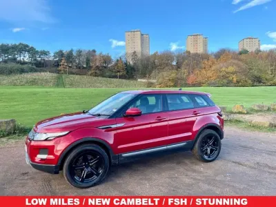 Używany Land Rover Range Rover evoque Pure 190 KM (139 kW) 2015 Czerwony Kombi