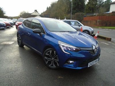 Used Renault Clio V Techno 2023 Blue Hatchback