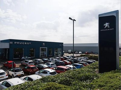 Blue Used 2022 Peugeot e-208 GT Hatchback | £13,174 (Fair price)