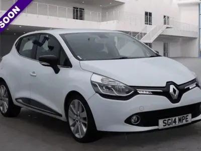 Used Renault Clio Dynamique 90 HP (66 kW) 2014 White Hatchback