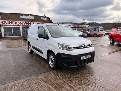 Used Citroën Berlingo 100 HP (73 kW) 2022 White MPV