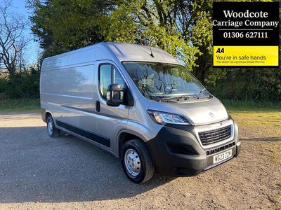 Second-hand Peugeot Boxer Premium 140 CP (102 kW) 2023 Gri Van