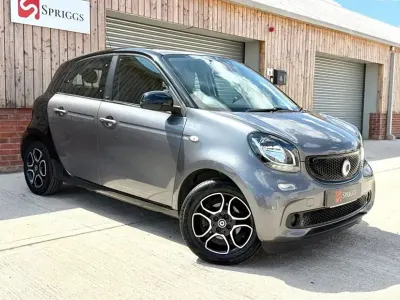 Used Smart ForFour Premium 71 HP (52 kW) 2019 Black Hatchback