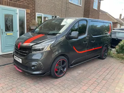 Used Renault Trafic 2021 Grey MPV