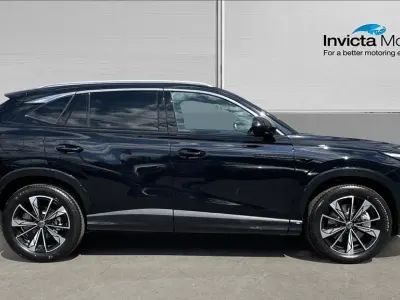 New MG HS 2026 Black SUV