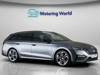 Used Skoda Octavia vRS 245 HP (180 kW) 2024 Grey Estate