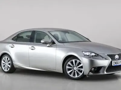 Used Lexus IS300h Executive Line 223 HP (164 kW) 2016 Silver Sedan