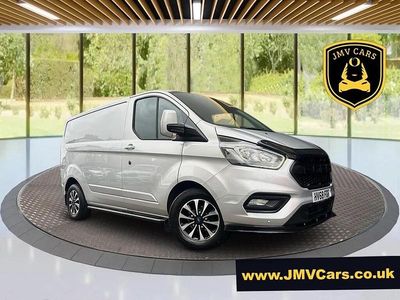 Used Ford Transit Custom Limited 170 HP (125 kW) 2018 Silver Van