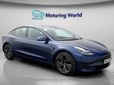 Used Tesla Model 3 Standard Range Plus 222 kW (302 HP) 2021 Blue Sedan