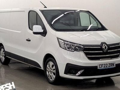 White Used 2022 Renault Trafic MPV | £13,790 (Good price)