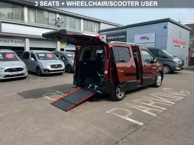 Second-hand Peugeot Rifter Allure 2019 Maro Monovolum