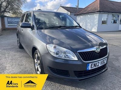 Begagnad Skoda Fabia SE 105 HK (77 kW) 2012 Grå Halvkombi