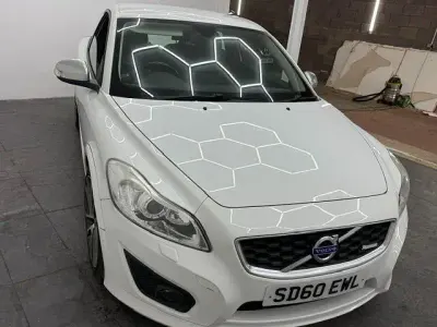 Used Volvo C30 R-Design 177 HP (130 kW) 2010 White Hatchback