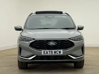 Used Ford Kuga ST-Line X 243 HP (178 kW) 2025 Solar silver (metallic) SUV