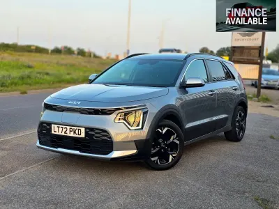 Used Kia Niro 150 kW (204 HP) 2022 Grey SUV