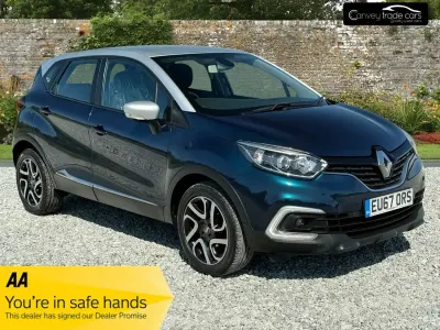 Begagnad Renault Captur Dynamique 90 HK (66 kW) 2017 Blå SUV
