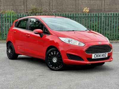 Used Ford Fiesta Style 82 HP (60 kW) 2014 Red Hatchback