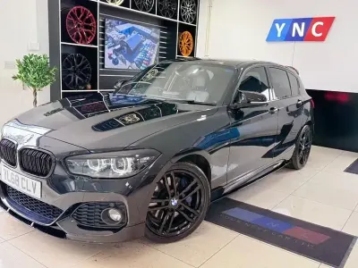 Używany BMW 118 M Sport 2018 Czarny Hatchback