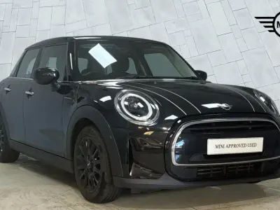 Used Mini Cooper Classic 134 HP (98 kW) 2022 Black Hatchback
