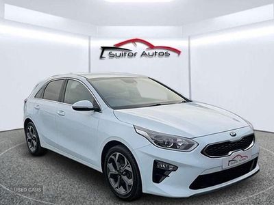 Used Kia Ceed 114 HP (83 kW) 2019 White Hatchback