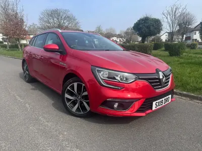Usado Renault Mégane GrandTour Iconic 2019 Vermelho Carrinha