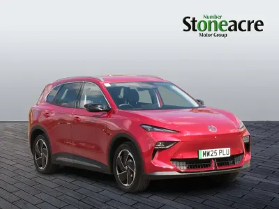 Usado MG MG5 EV Trophy 167 kW (228 HP) 2025 Vermelho Carrinha