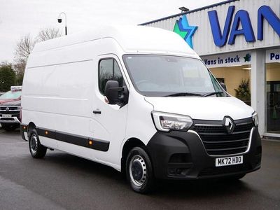 White Used 2022 Renault Master Business Van | £17,989 (Fair price)