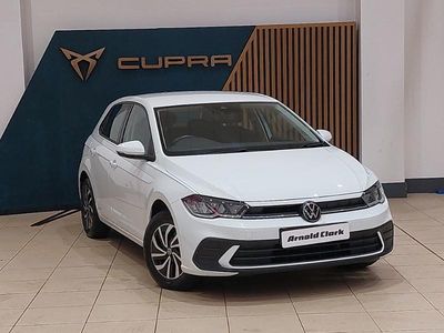 Used VW Polo Life 80 HP (58 kW) 2022 White Hatchback