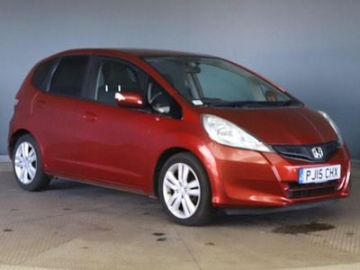 Used Honda Jazz ES 2015 Red Hatchback