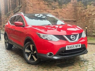 Used Nissan Qashqai N-TEC 130 HP (95 kW) 2015 Red SUV