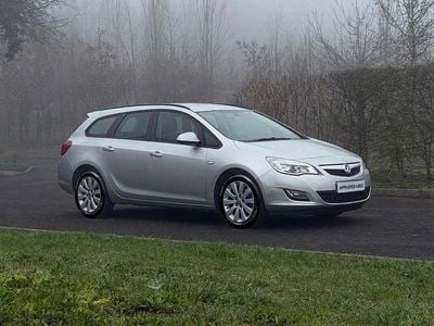 Used Vauxhall Astra 2012 Silver Estate