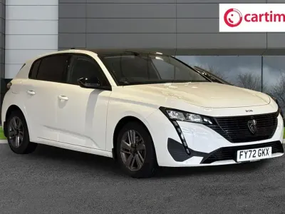 Used Peugeot 308 Active Premium 131 HP (96 kW) 2022 White Hatchback