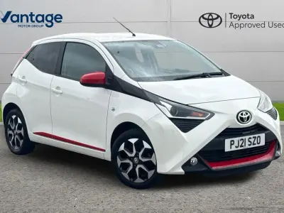 Used Toyota Aygo Trend 72 HP (52 kW) 2021 White Hatchback