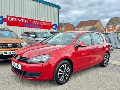Used VW Golf VI S 105 HP (77 kW) 2011 Red Hatchback