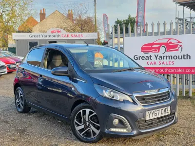 Used Peugeot 108 Allure 82 HP (60 kW) 2017 Blue Hatchback