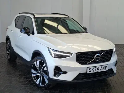 Used Volvo XC40 Ultra 197 HP (144 kW) 2024 White SUV