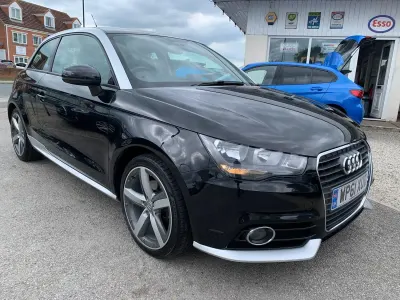 Used Audi A1 Design 122 HP (89 kW) 2012 Black Hatchback